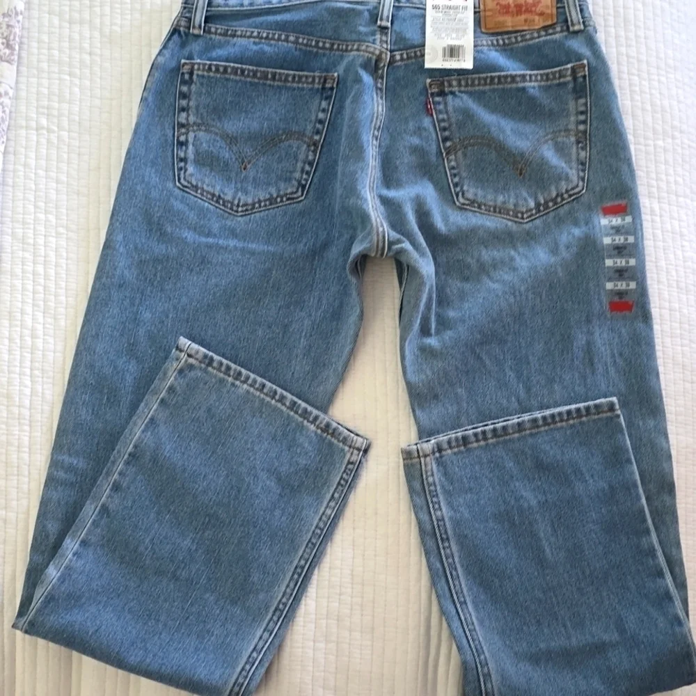 Levis it no